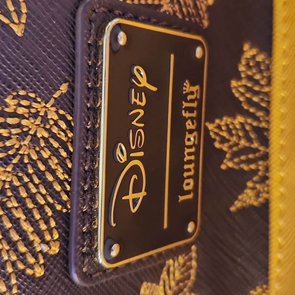 Loungefly Disney Winnie the pooh Autumn Leaves Mini Backpack - Picture 5 of 10